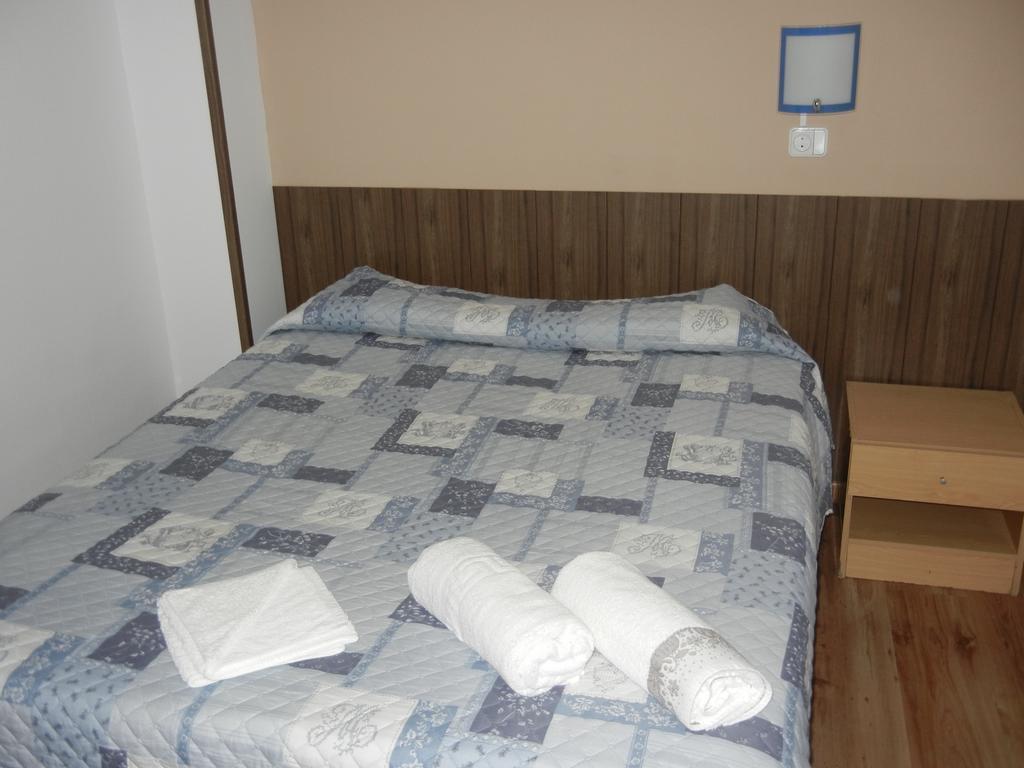Hostal Oklahoma Reus Εξωτερικό φωτογραφία