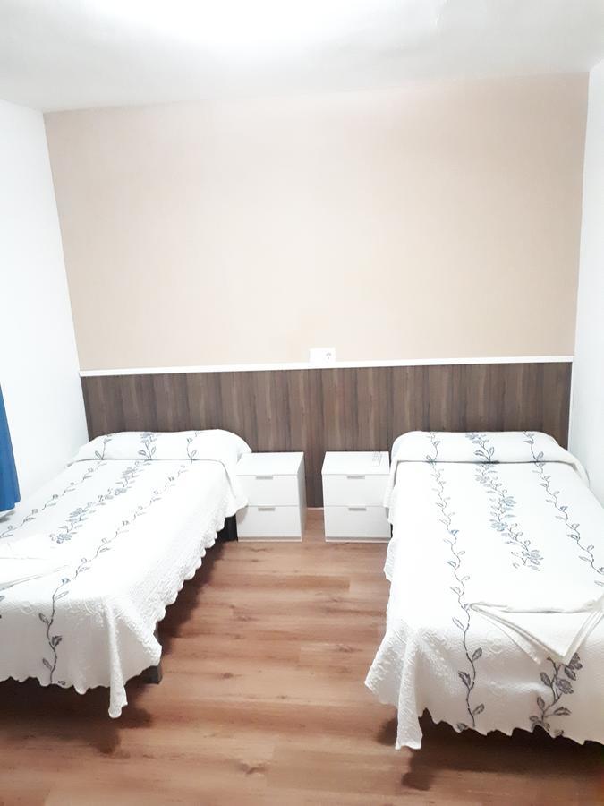 Hostal Oklahoma Reus Εξωτερικό φωτογραφία