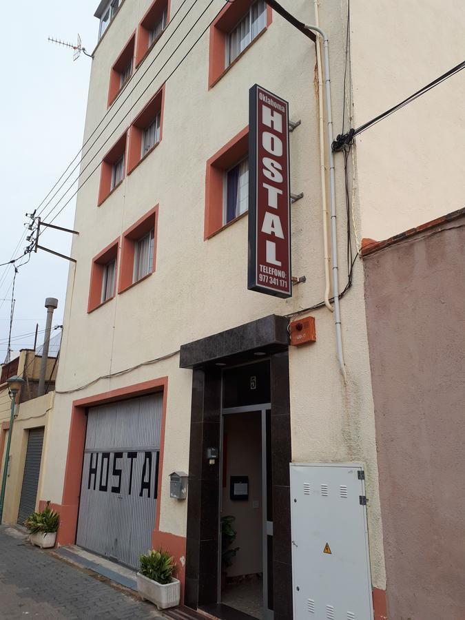 Hostal Oklahoma Reus Εξωτερικό φωτογραφία
