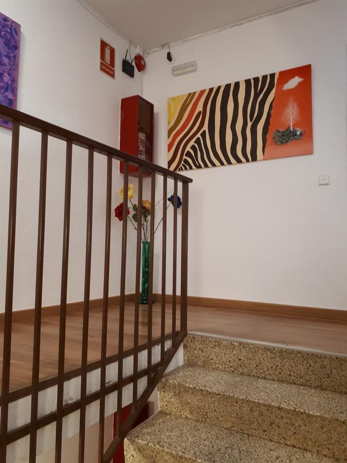Hostal Oklahoma Reus Εξωτερικό φωτογραφία