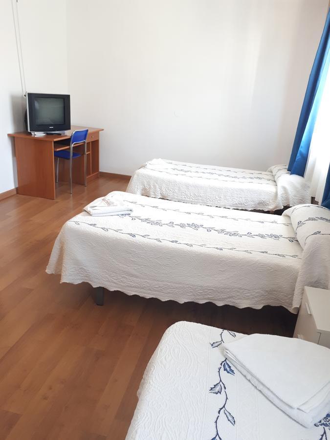 Hostal Oklahoma Reus Εξωτερικό φωτογραφία