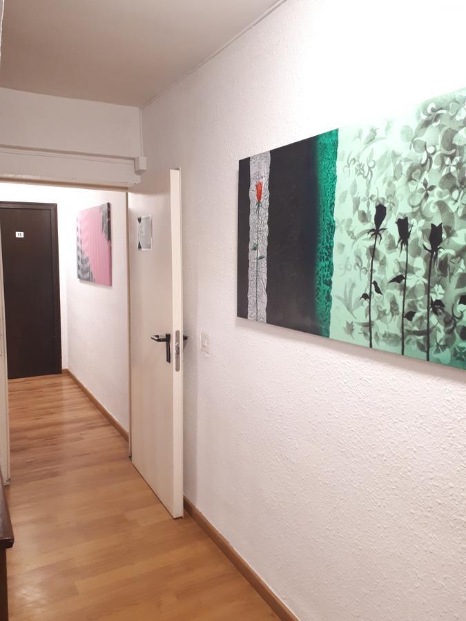Hostal Oklahoma Reus Εξωτερικό φωτογραφία