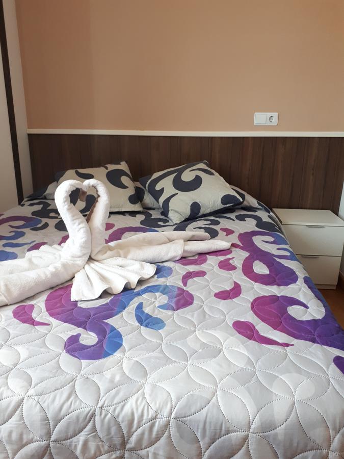 Hostal Oklahoma Reus Εξωτερικό φωτογραφία